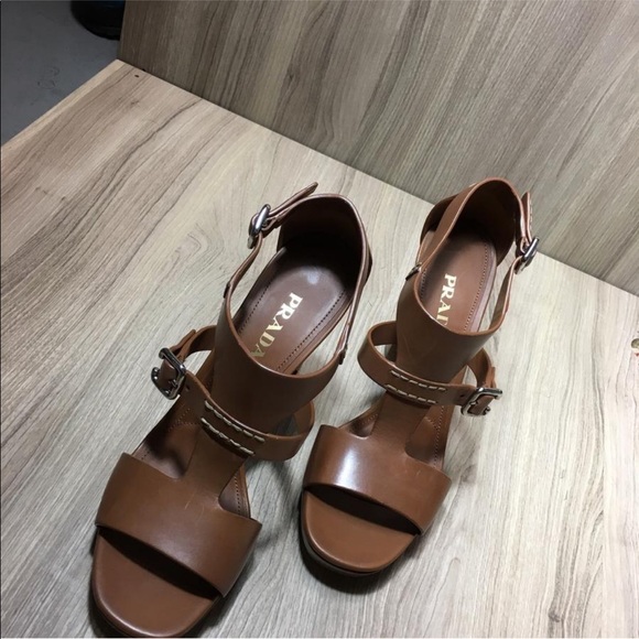 Prada platforms size 9 - Picture 5 of 5
